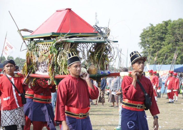 Meriah dan Sakral, Begini Prosesi Lengkap Saparan Bekakak Ambarketawang 2025 Sleman