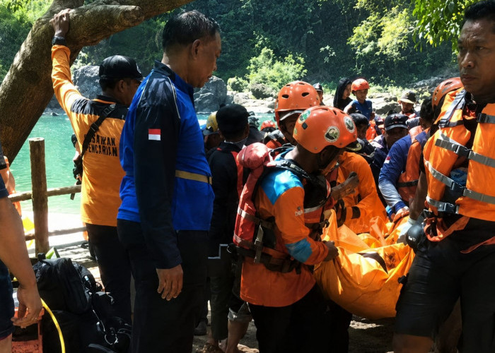 Pemuda Berenang Di Sungai Oyo Dan Tenggelam Ditemukan Meninggal di Dasar Sungai 