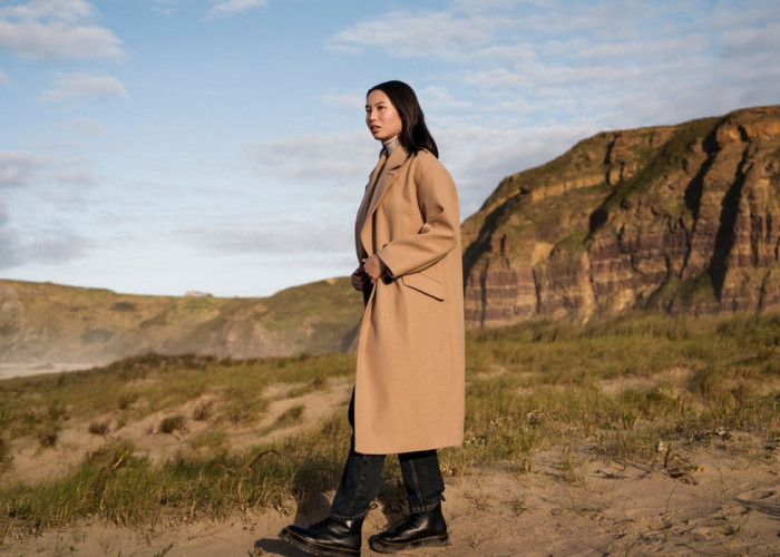 Tampilan Unik dan Personal, Simak 5 Ide Outfit Earth Tone untuk Wanita yang Anggun dan Mempesona