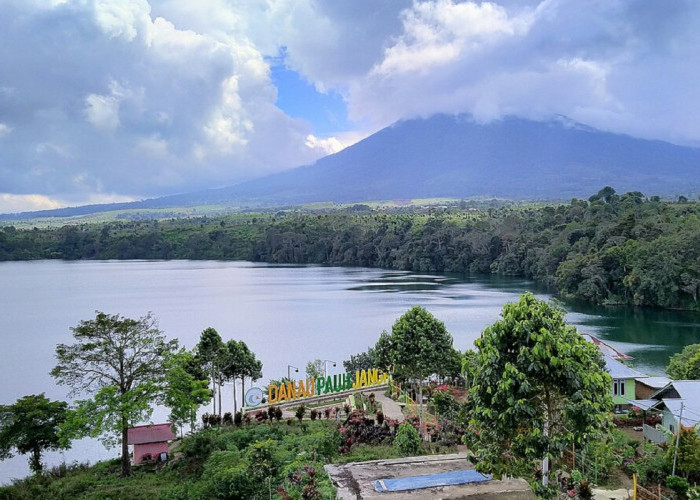7 Rekomendasi Wisata Terbaik di Jambi dengan Siluet Alam Memanjakan Mata, Cek Lengkapnya Disini