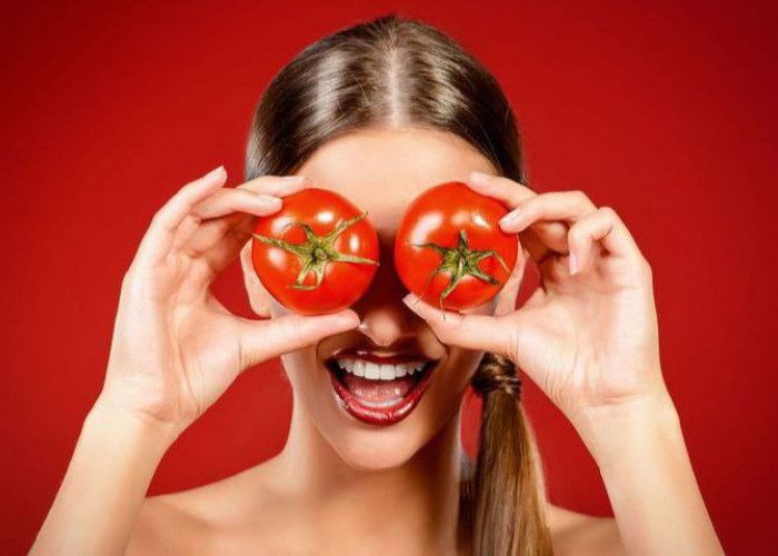 6 Manfaat Tomat Untuk Kecantikan, Bikin Wajahmu Glowing Alami! 
