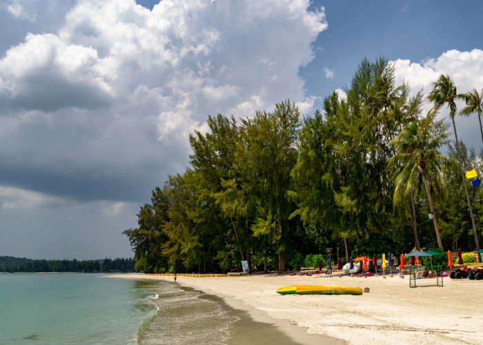 Wisata Lagoi Bay Pulau Bintan: Wahana Air Seru yang Menarik untuk Refreshing di Akhir Pekan