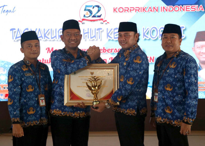 Pemkot Tegal Raih Penghargaan Anugerah Layanan Investasi Bahari dari Kementerian Investasi/BKPM