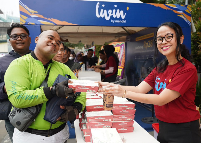 Apresiasi untuk Pekerja Rentan Hadir Melalui Livin' Mandiri Berbagi di HUT ke-28 Bank Mandiri