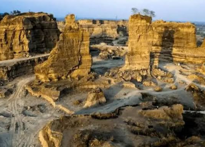 Daya Tarik Wisata Liburan Akhir Tahun Paling Hemat dan Berkesan, Simak Referensi Selengkapnya Berikut Ini