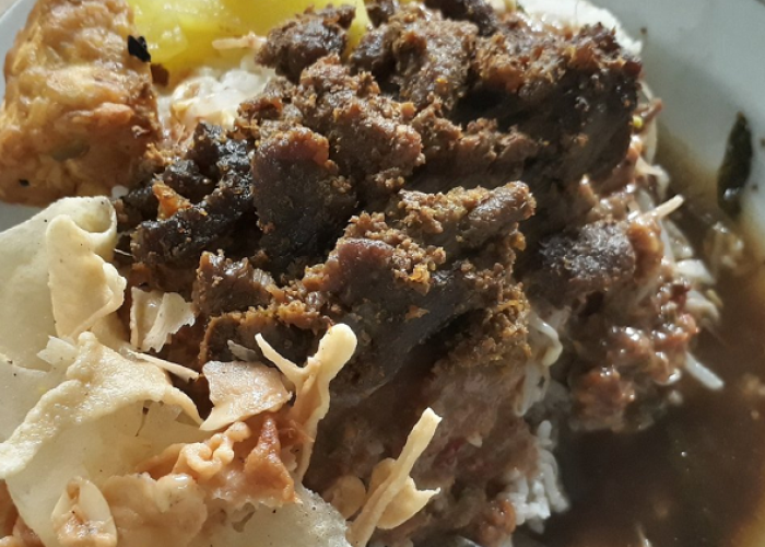 Rekomendasi Pilihan Destinasi Kuliner Makan Siang Pilihan di Jember, Cek Info Selengkapnya Disini