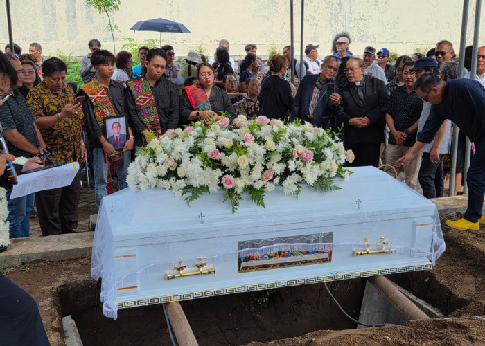 John Tobing Dimakamkan di Prambanan, Pencipta Lagu Darah Juang yang Kobarkan Semangat Reformasi