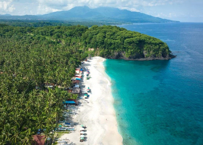 Tawarkan Ketenangan di Akhir Pekan, Simak Daya Tarik Wisata Pantai Virgin di Bali