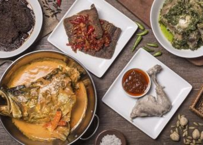 Sangat Rekomendasi, Berikut Daftar Restoran Baru di Surabaya Dengan Menu Beragam Dijamin Menggugah Selera