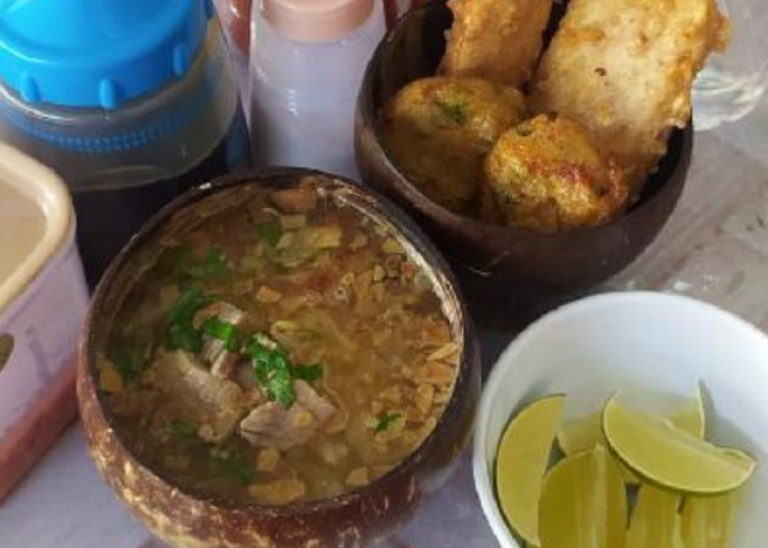 Kurasi Destinasi Kuliner Siang Terbaik di Area Bersejarah Semarang