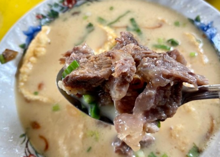 Menjelajahi Rasa yang Tak Pernah Pudar Sejak 1927 Ini Warung Soto Legendaris di Malang