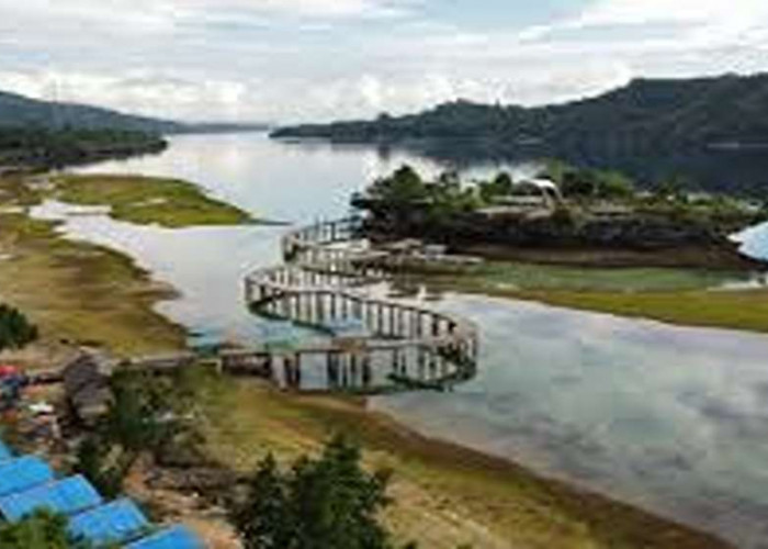 Mempesona dan Nyaman! Destinasi Wisata Viral Bau-Bau 2025, Bikin Liburan Makin Berkesan Tak Terlupakan