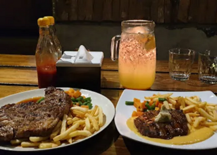 Menjelajahi Kuliner Porsi Raksasa Tersembunyi yang Buat Kenyang di Bandung, Berikut Info Selengkapnya