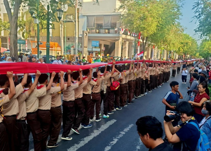 Ribuan Peserta Ramaikan Parade Suara Inklusi di Malioboro, Ada Bendera Sepanjang 1.000 Meter