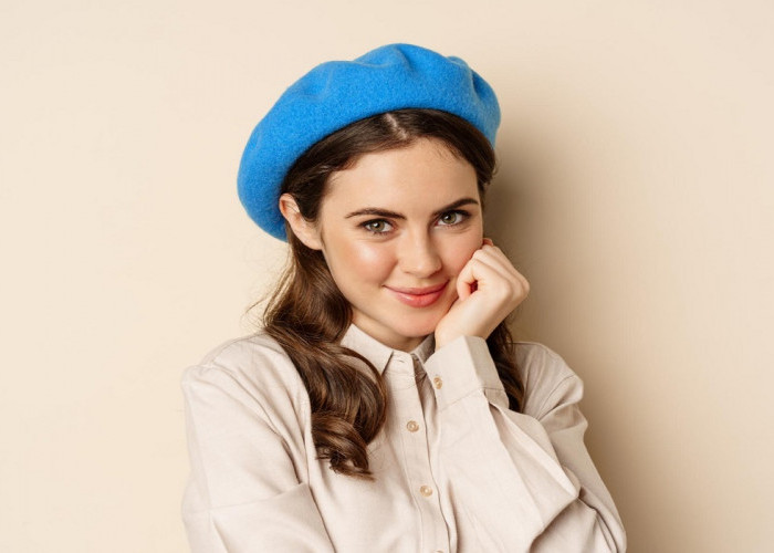 Stylish dan Bervariasi, Intip 10 Ide Kombinasi Outfit untuk Topi Baret yang Mudah dan Simpel