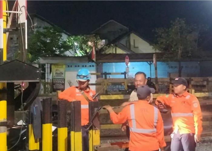 Palang Perlintasan KA Banyumeneng Dirusak, Polsek Gamping Amankan Pria 24 Tahun