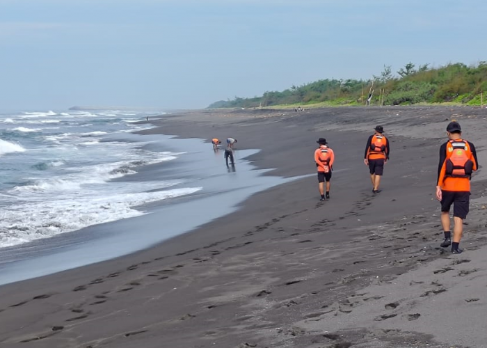 Hari Ketujuh, SAR Hentikan Pencarian Korban Kapal Terbalik di Congot Kulon Progo 