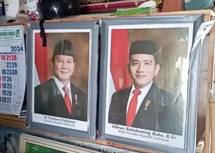 Hitungan Jam Sebelum Pelantikan, Pedagang Foto Presiden dan Wakil Presiden di Jogja Mulai Bertebaran