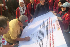 Ketua DPRD DIY Teken Petisi IMM soal Krisis Kesejahteraan dan Demokrasi, Janji Sampaikan Aspirasi ke DPR RI