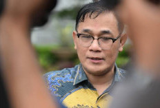 Budiman Sudjatmiko Sesalkan Dialog di UGM Berakhir Ricuh, Tegaskan Tetap Siap Berdiskusi
