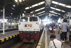 Imbas Tabrakan KA Argo Bromo Anggrek-KRL, Perjalanan Kereta dari Yogyakarta Banyak Dibatalkan