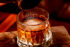 Menjelajah Tren Dirty Latte di Bali, Sensasi Kopi Berlapis yang Memikat Pecinta Kafein
