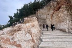 Destinasi Nongkrong Estetik di Atas Tebing Karang Jogja, On The Rock Gunungkidul Cek Info Selengkapnya Disini