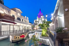 Tersembunyi di Tangerang, Restoran Ala Santorini Ini Punya Sunset dan Kuliner Syahdu!