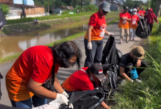 Mitigasi Bencana, Komunitas Satset Jogja dan Warga Sleman Bersih-bersih Selokan Mataram
