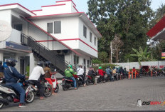 Antrean Pertalite Mengular Dimana Mana, Pengamat Ekonomi Ungkap Penyebabnya
