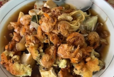 Menelusuri Kuliner Lontong Mie Porsi Jumbo Legendaris Surabaya dengan Taburan Ebi Melimpah