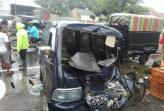 Tabrakan Beruntun di U-Turn Jalan Magelang, Enam Kendaraan Rusak