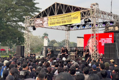 Konser “Bangkitlah Anak Muda” di Titik Nol Jogja, 17 Kampus Serukan Reformasi Jilid II