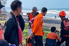 Hari Kedua Pencarian Anak Terseret Ombak, Tim SAR Andalkan Drone Termal di Tengah Gelombang Tinggi