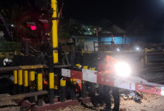 Piye to Iki?? Akibat 'Nenggak Banyu Setan' Seorang Pria Patahkan Palang Perlintasan KA Banyumeneng Sleman