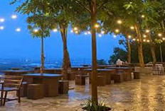 Nyaman dan Keren! 8 Cafe Viral Gresik 2025, Cocok Untuk Nongkrong Asyik Saat Malam Hari