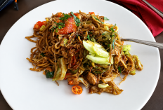 Mencicipi Bakmi Jawa dari 'Pusatnya Jawa' di Bale Raos Keraton Yogyakarta