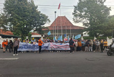 Ratusan Karyawan PT Tarumartani Mengadu ke Balai Kota Yogyakarta, Ancam Mogok Kerja Jelang Ramadan