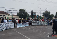 Massa Solidaritas Datangi Polresta Sleman, Desak Proses Hukum Kasus Ponpes Dituntaskan