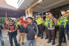 Aliansi BEM DIY Geruduk Kantor KPU DIY, Ini Tuntutan Soal Wapres Gibran 