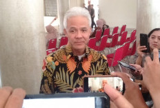 Anies–Ganjar Soroti Peran Akademisi Kritis Usai Pengukuhan Guru Besar UGM