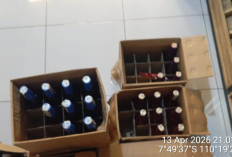 Outlet 23 Bantul Digerebek, Polisi Amankan Puluhan Botol Miras Tanpa Izin