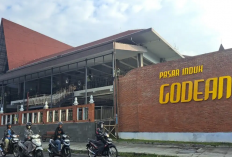 Menelusuri Jejak Kuliner Legendaris yang Wajib Dikunjungi di Yogyakarta Lewat Renyah Keripik Belut Godean 