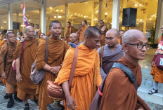 Biksu dari 4 Negara Tiba di Yogyakarta, Indonesia Walk for Peace Menuju Borobudur