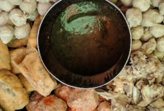 Cek Kedai Bakso Rusuk Sapi Viral di Surabaya, full Daging Super Empuk, Porsi Jumbo, dan Kuah Kaldu Juara!