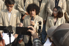Respons Wamentan, Mahasiswa UGM Minta Akses Papua Dibuka untuk Media dan Publik