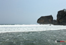 Gelombang Laut DIY Mulai Bersahabat, Wisatawan Pantai Diminta Tetap Update Informasi
