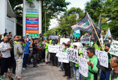 Aksi Bela Nadiem Makarim Digelar di Yogyakarta, Ratusan Driver Gojek Datangi Kejati DIY