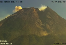 Gunung Merapi Dua Kali Luncurkan Awan Panas Guguran Pagi Ini, BPPTKG Minta Warga Jauhi Alur Sungai
