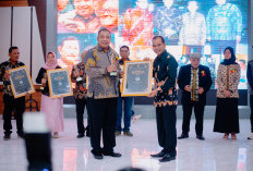 Konsisten Kawal Aspirasi Konstituen, Pamor Wicaksono Terima Penghargaan The Best Indonesian Leader Award 2026